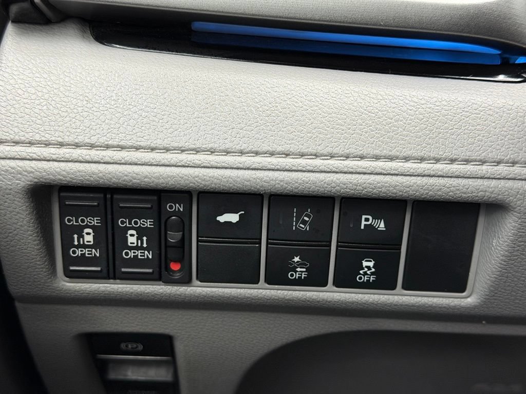 Used 2018 Honda Odyssey Elite image 30