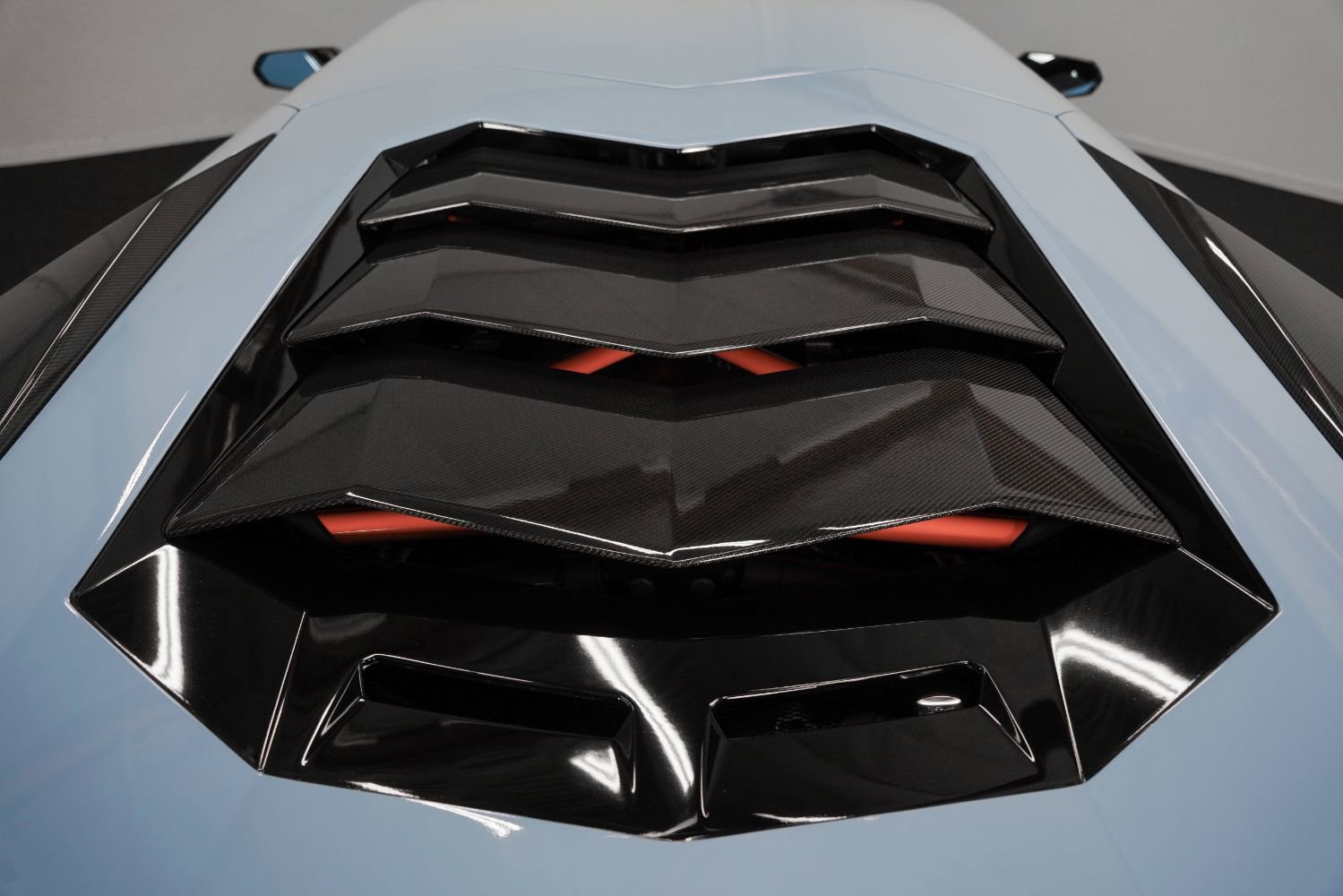 Used 2018 Lamborghini Aventador S image 21