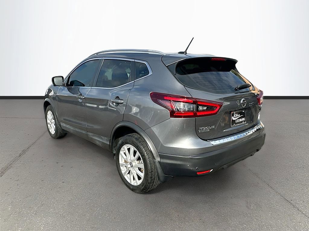 Used 2020 Nissan Rogue Sport SV w/ Technology Package FWD image 5