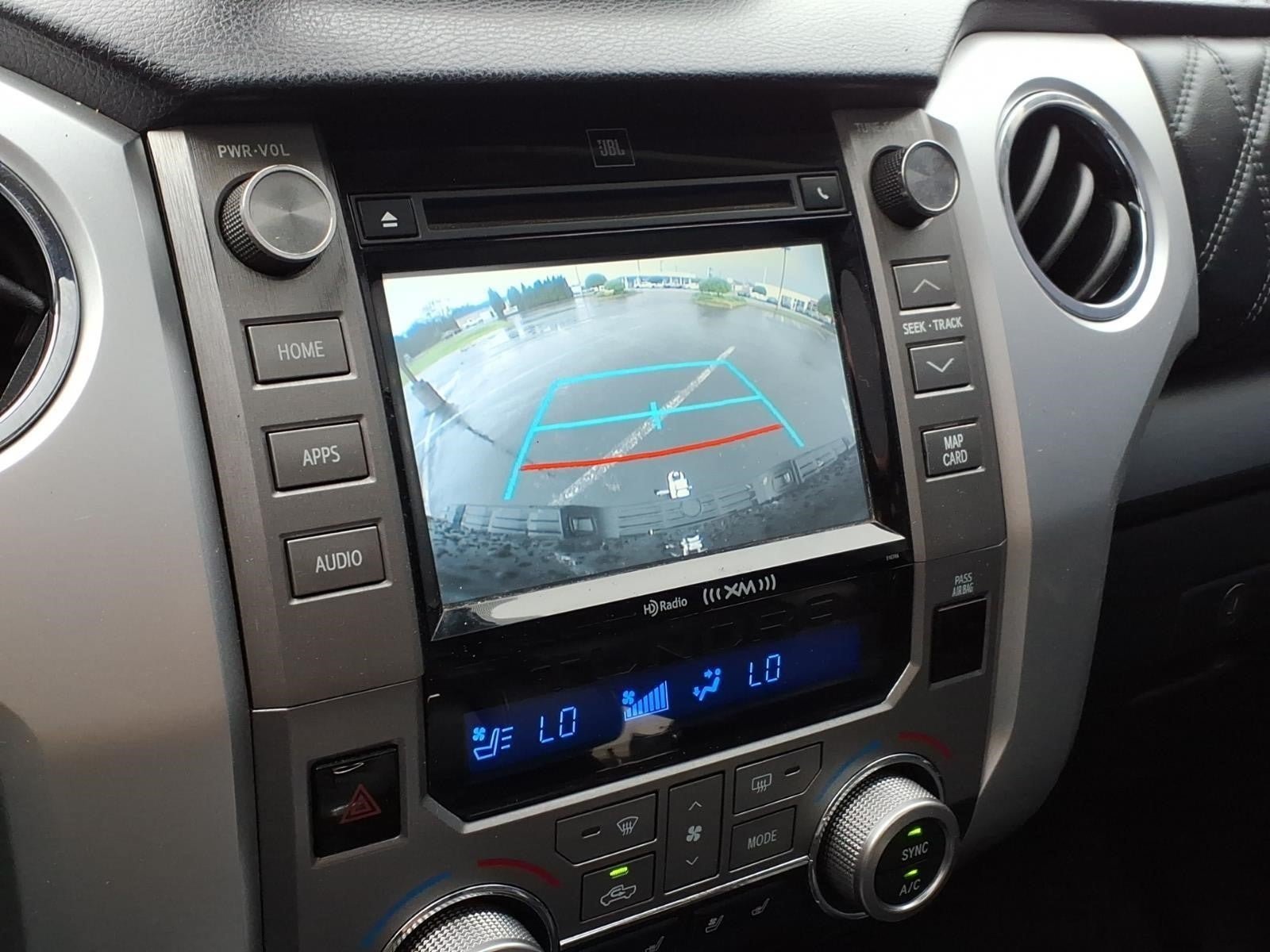 Used 2019 Toyota Tundra Platinum AWD/4WD image 16