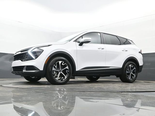 Used 2025 Kia Sportage EX FWD image 26