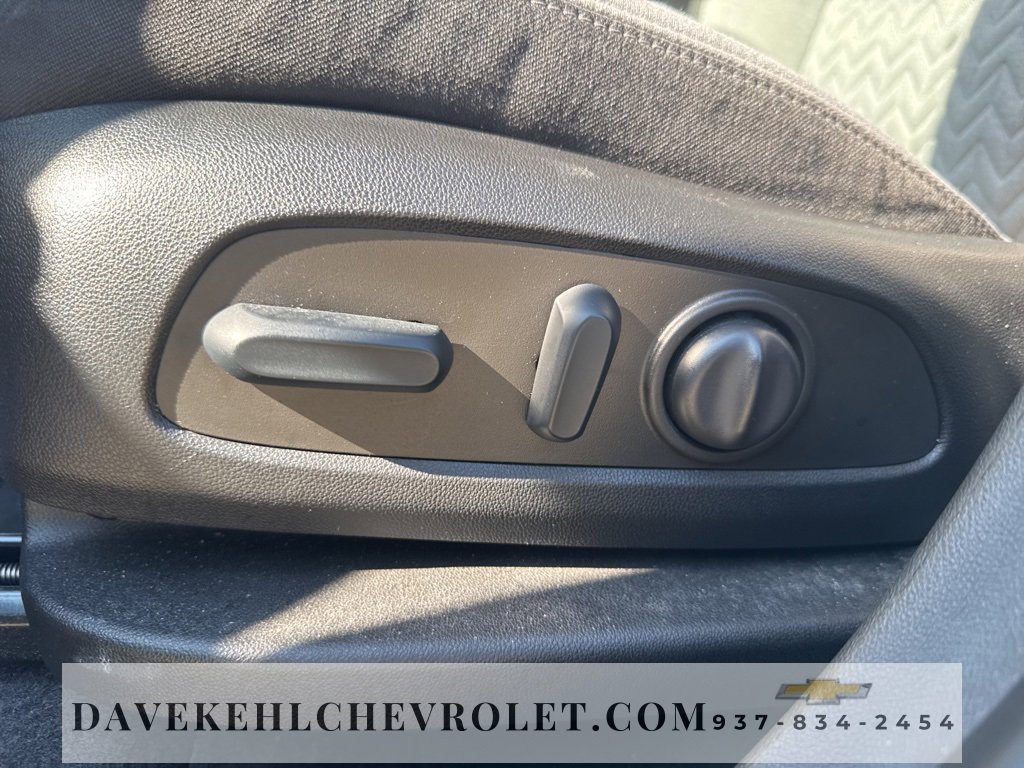 Used 2022 Chevrolet Equinox LS w/ LS Convenience Package image 16