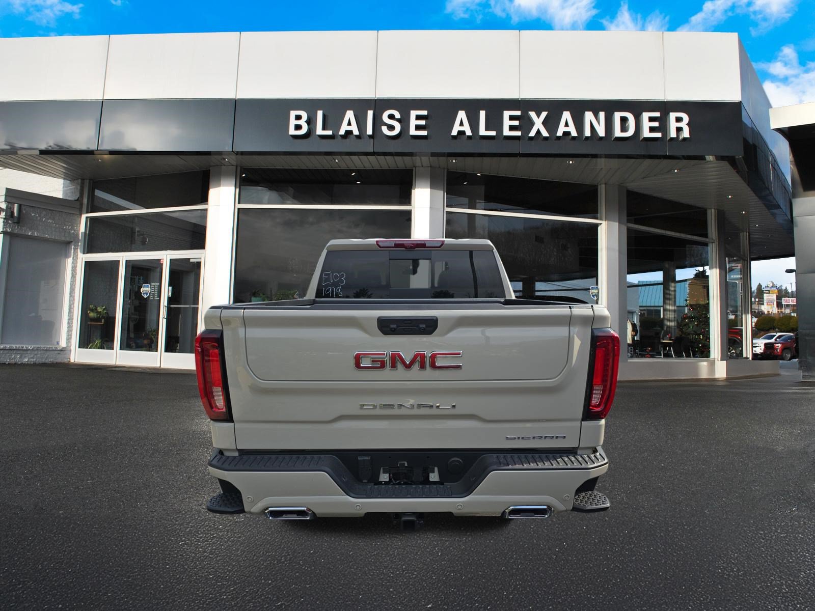 New 2026 GMC Sierra 1500 Denali AWD/4WD image 4