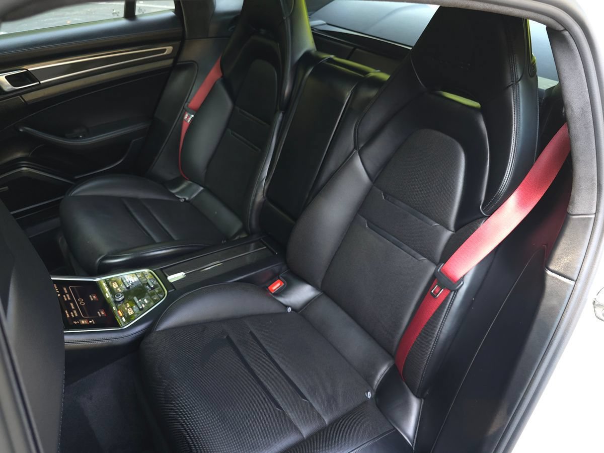 Used 2018 Porsche Panamera Turbo w/ Sport Package AWD/4WD image 16