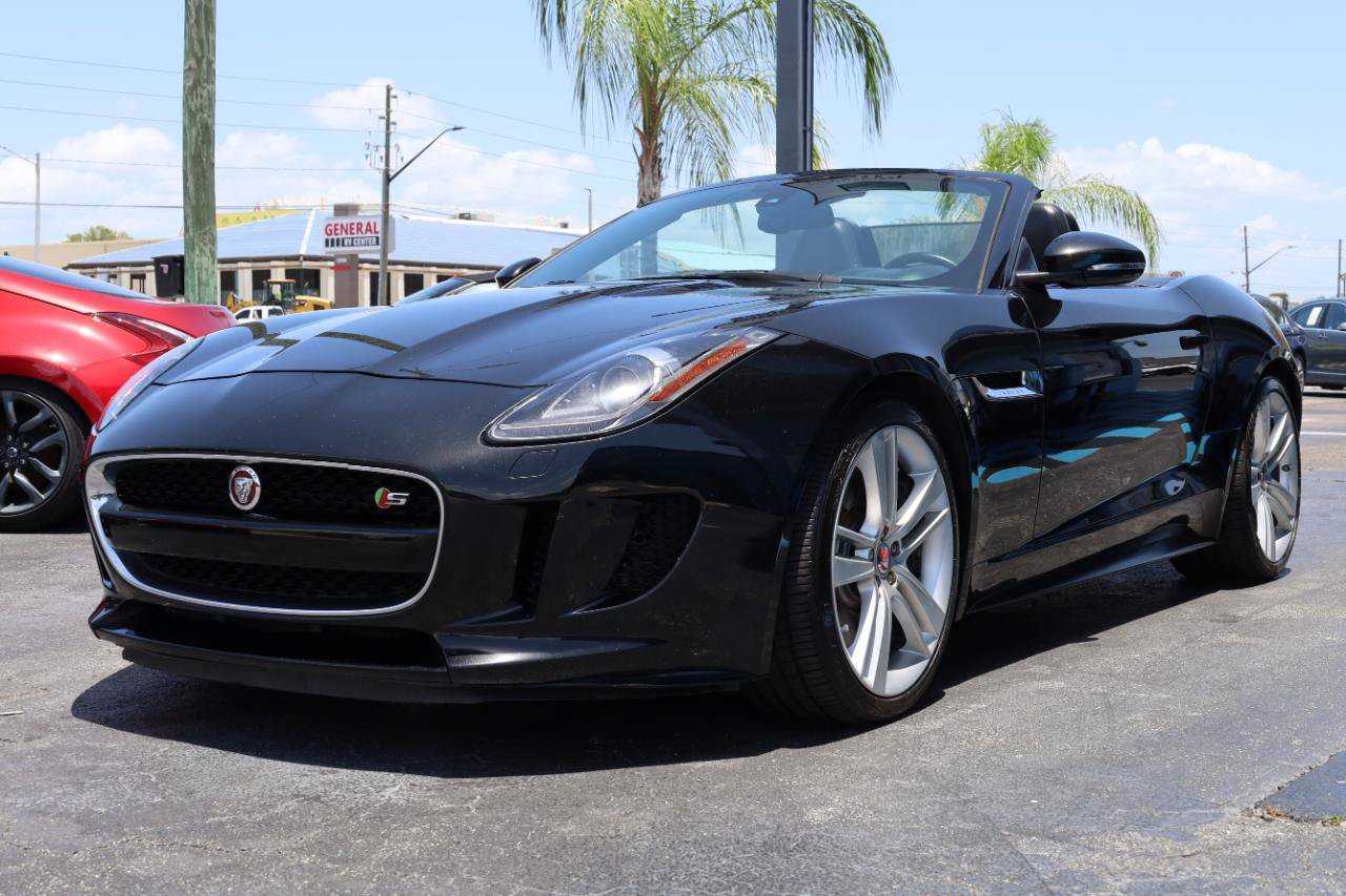 Used 2015 Jaguar F-TYPE S RWD image 6