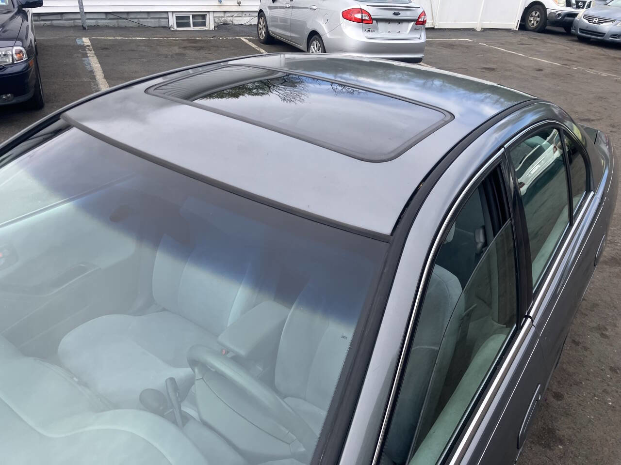 Used 2003 Mitsubishi Galant ES image 12