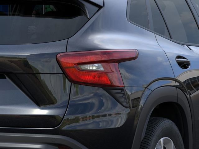 New 2026 Chevrolet Trax LS w/ LS Convenience Package FWD image 11
