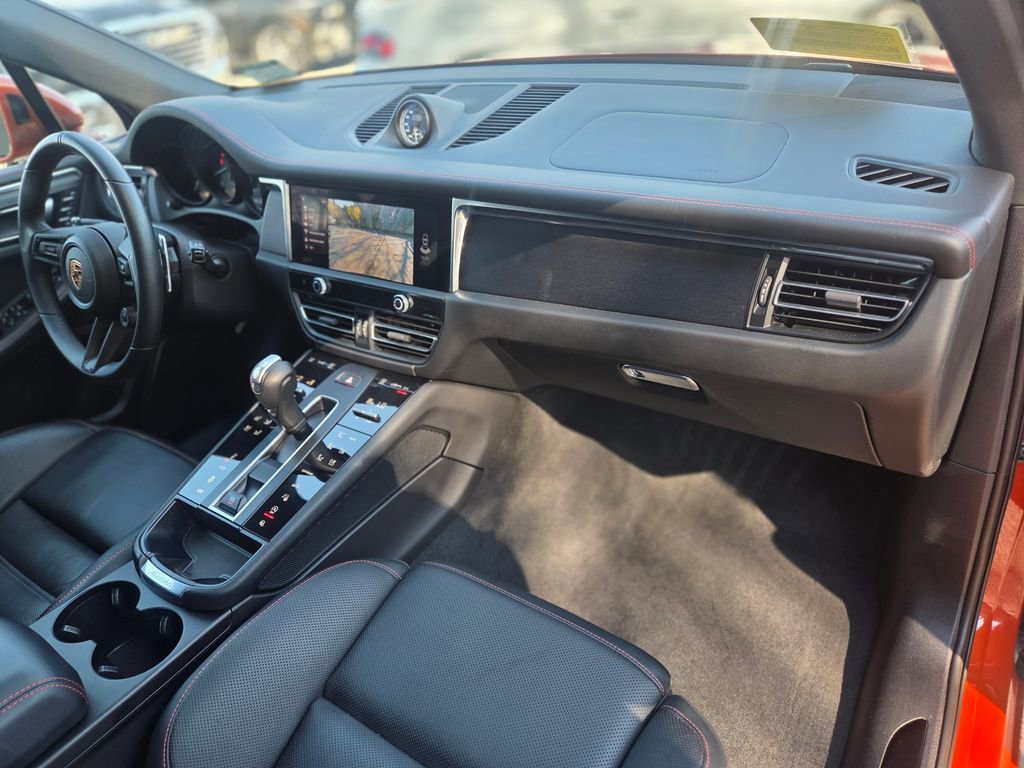 Used 2022 Porsche Macan GTS w/ Premium Package Plus image 26
