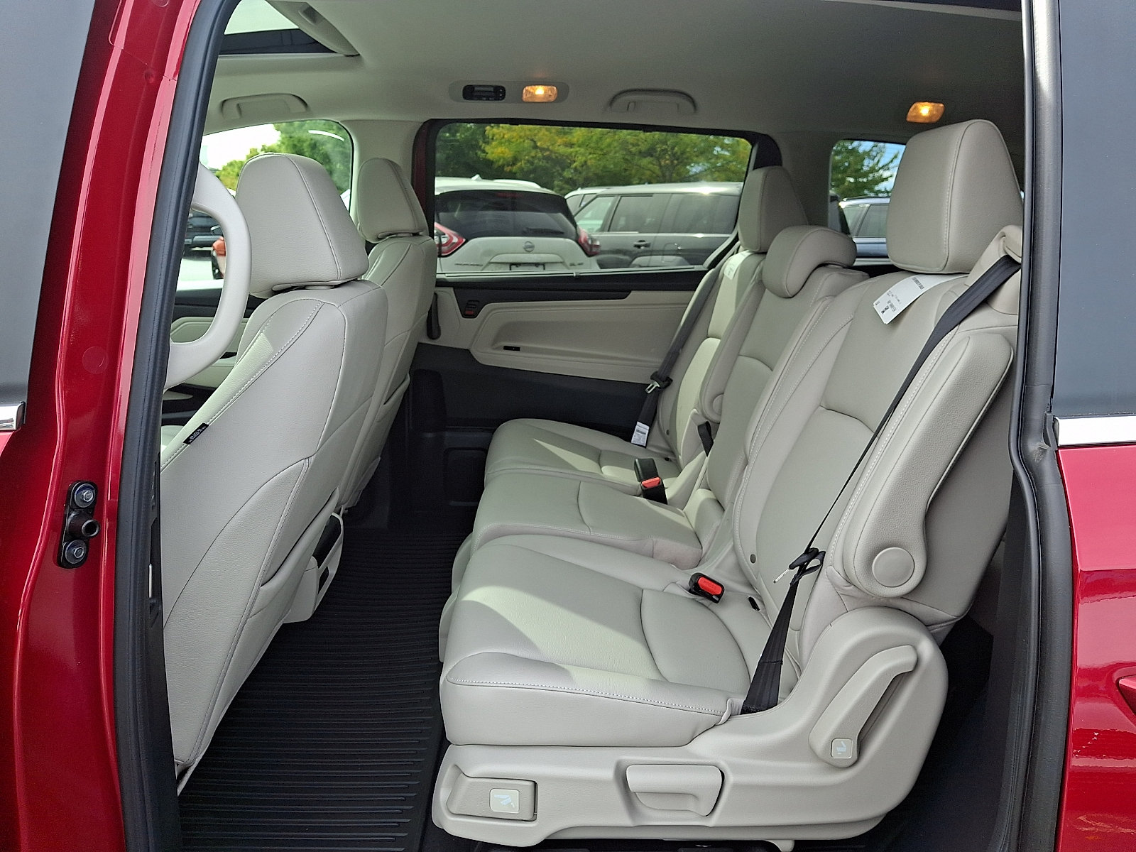 New 2027 Honda Odyssey EX-L image 5