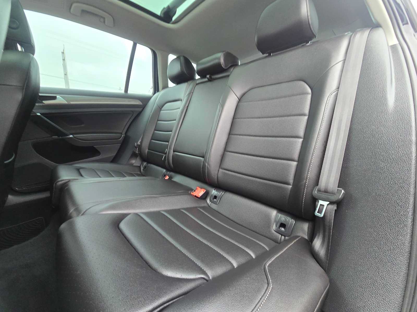 Used 2017 Volkswagen Golf Alltrack SEL AWD/4WD image 17