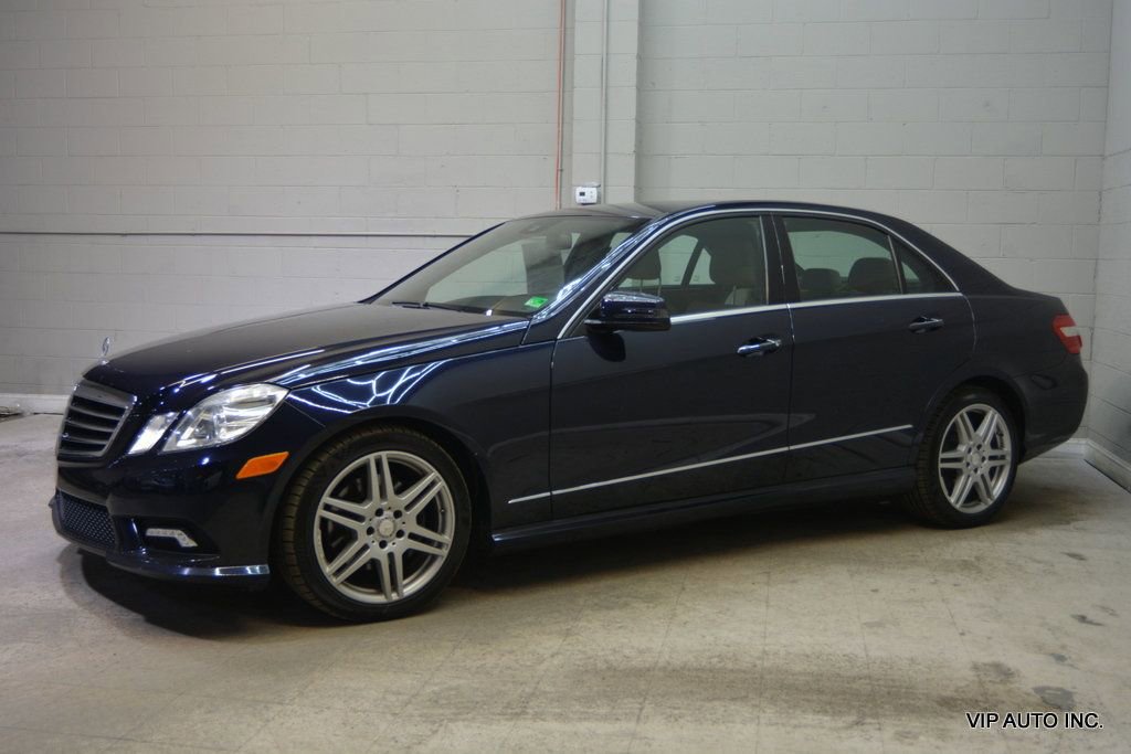 Used 2010 Mercedes-Benz E 350 4MATIC Sedan image 30