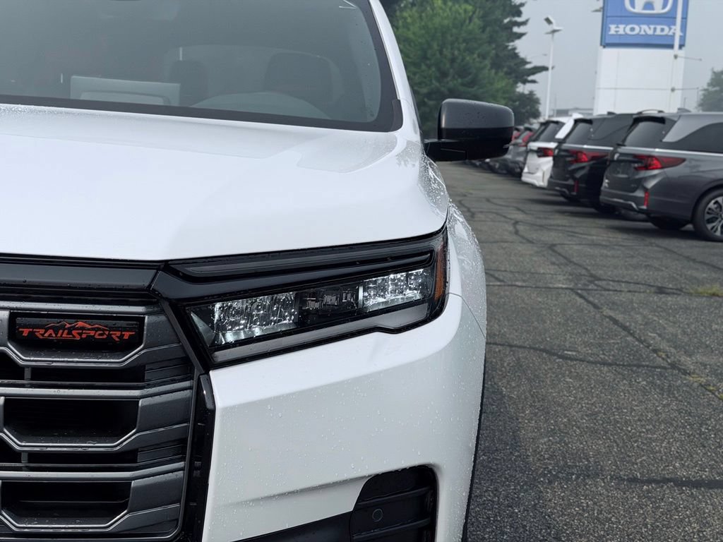 New 2026 Honda Pilot TrailSport image 3