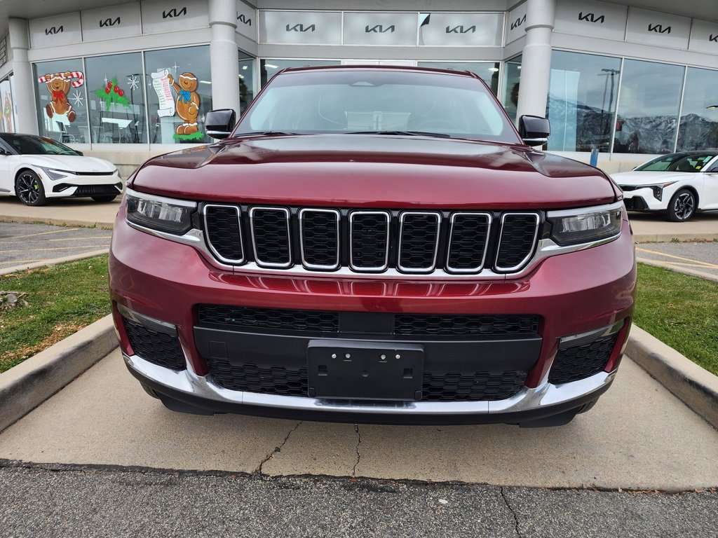 Used 2023 Jeep Grand Cherokee L Limited image 2