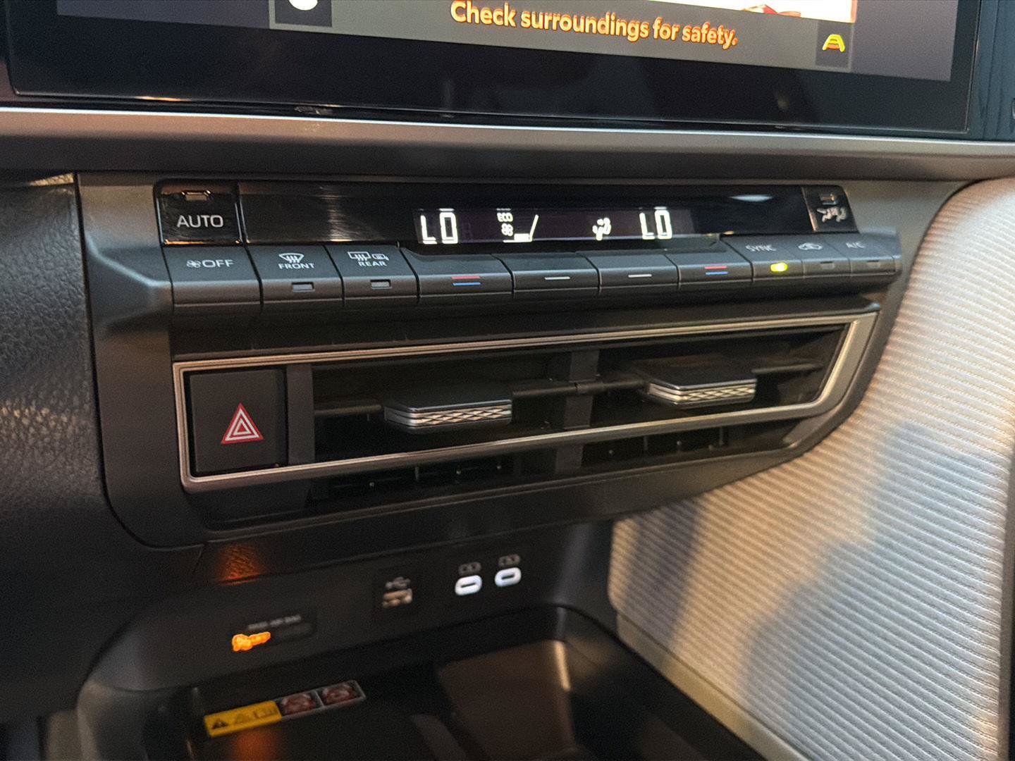 Used 2025 Toyota Camry SE w/ Multimedia Upgrade Package FWD image 26