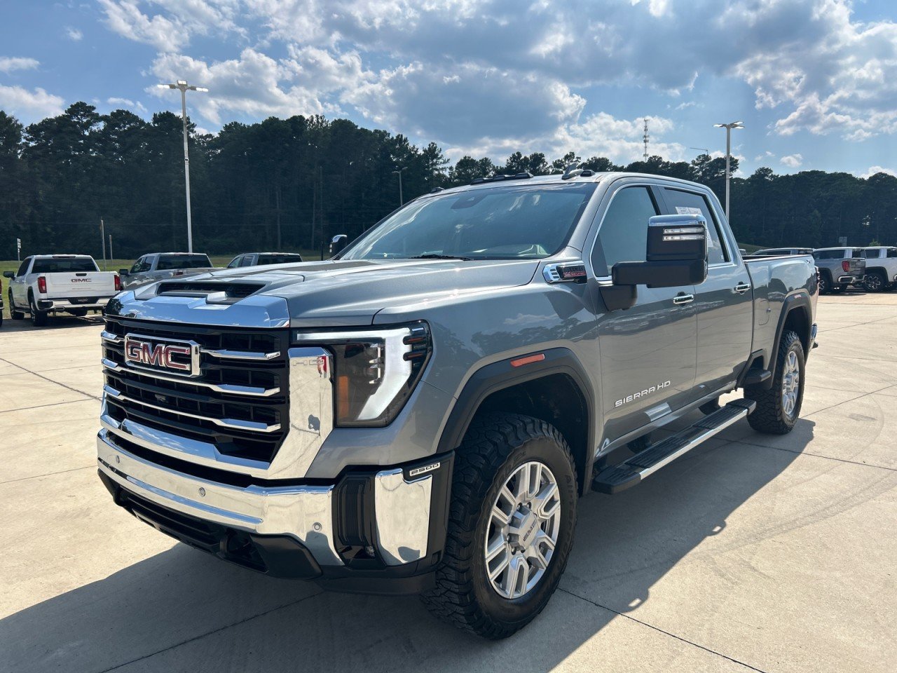 Used 2024 GMC Sierra 2500 SLT w/ SLT Premium Package