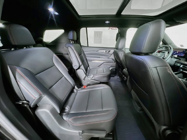 Used 2026 Chevrolet Traverse Z71 w/ Enhanced Driving Package AWD/4WD image 44