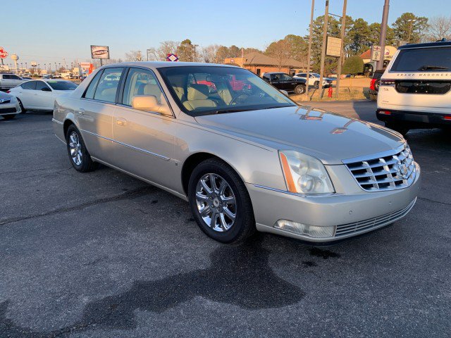 Used 2008 Cadillac DTS 1SH FWD image 5