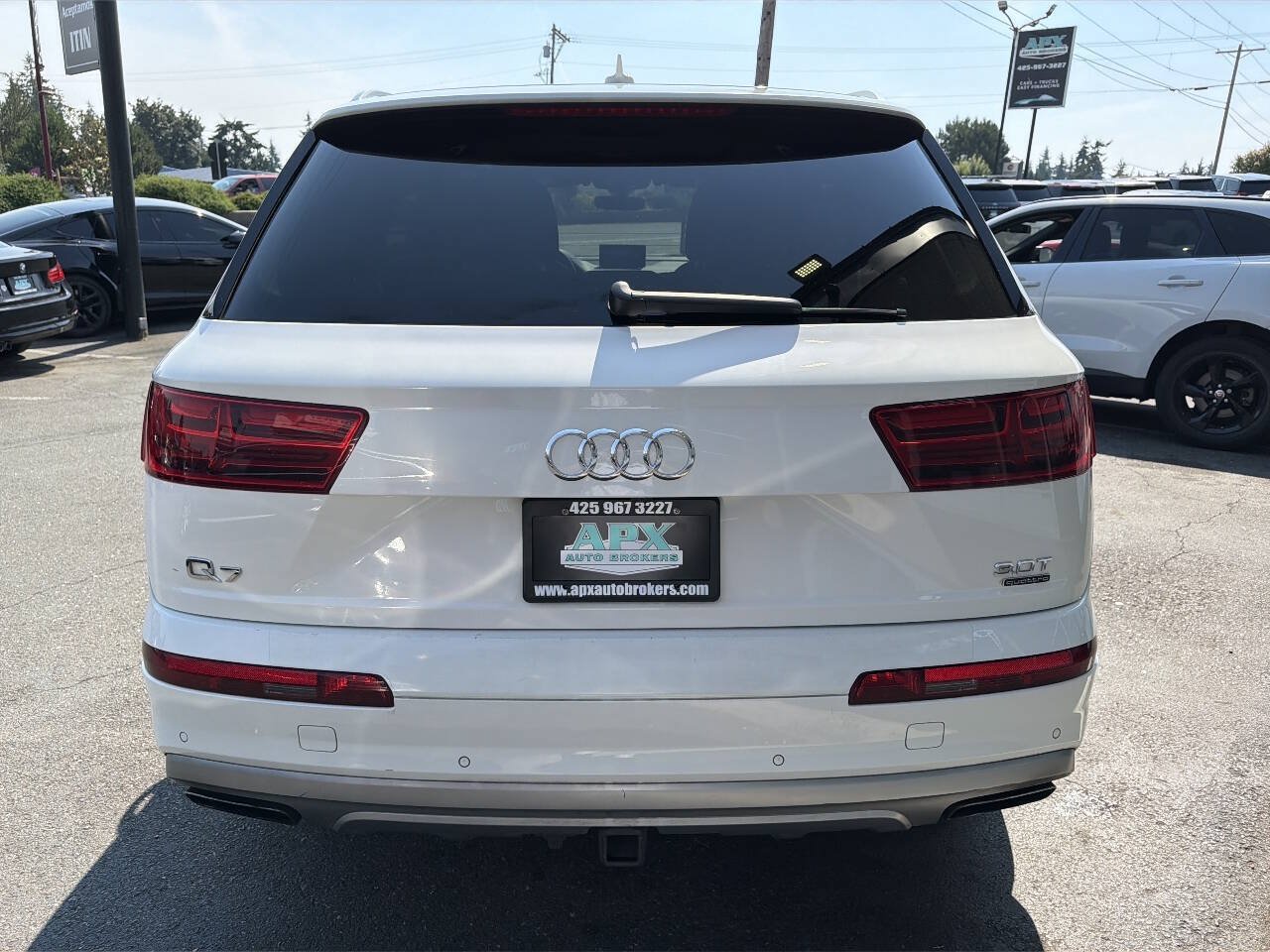 Used 2018 Audi Q7 3.0T Prestige AWD/4WD image 5