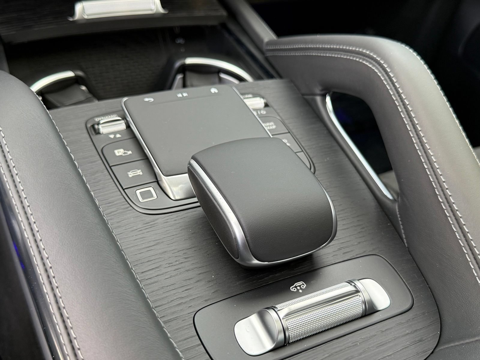 New 2026 Mercedes-Benz GLS 63 AMG 4MATIC image 24