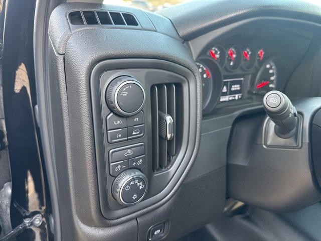 Used 2025 Chevrolet Silverado 1500 Custom w/ Turbomax Blackout Package image 12