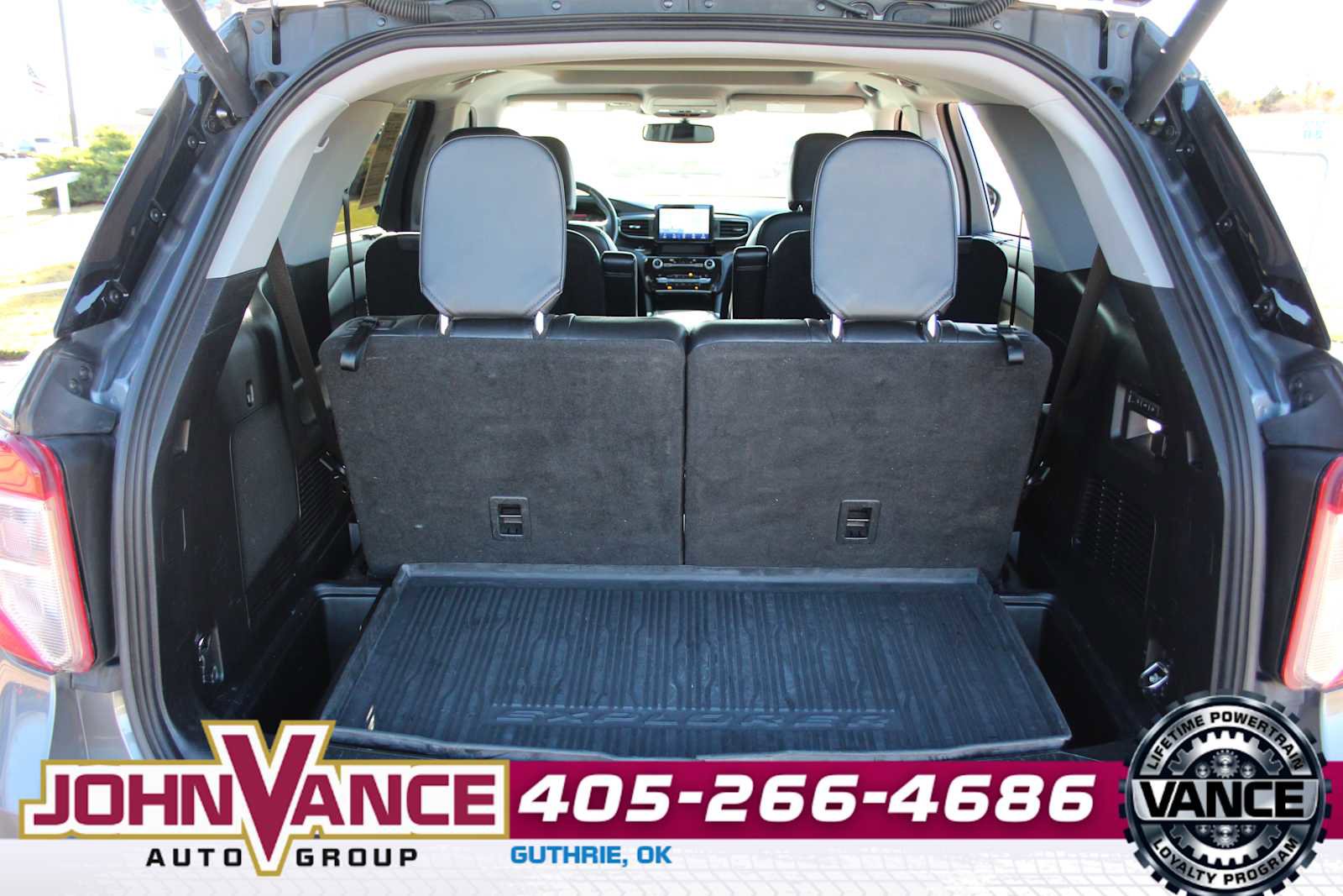 Used 2021 Ford Explorer Limited w/ Equipment Group 301A image 8