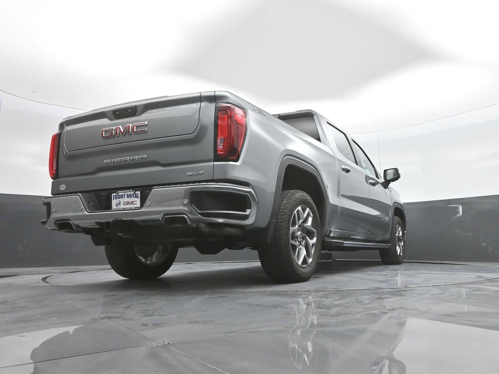 Used 2024 GMC Sierra 1500 SLT w/ SLT Premium Plus Package AWD/4WD image 46