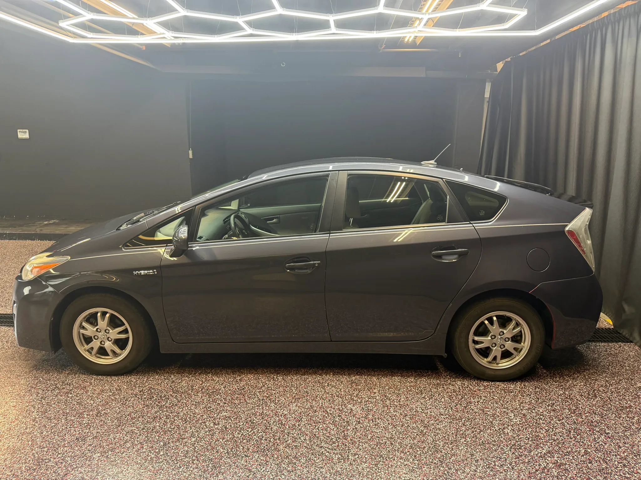 Used 2011 Toyota Prius Two FWD image 5
