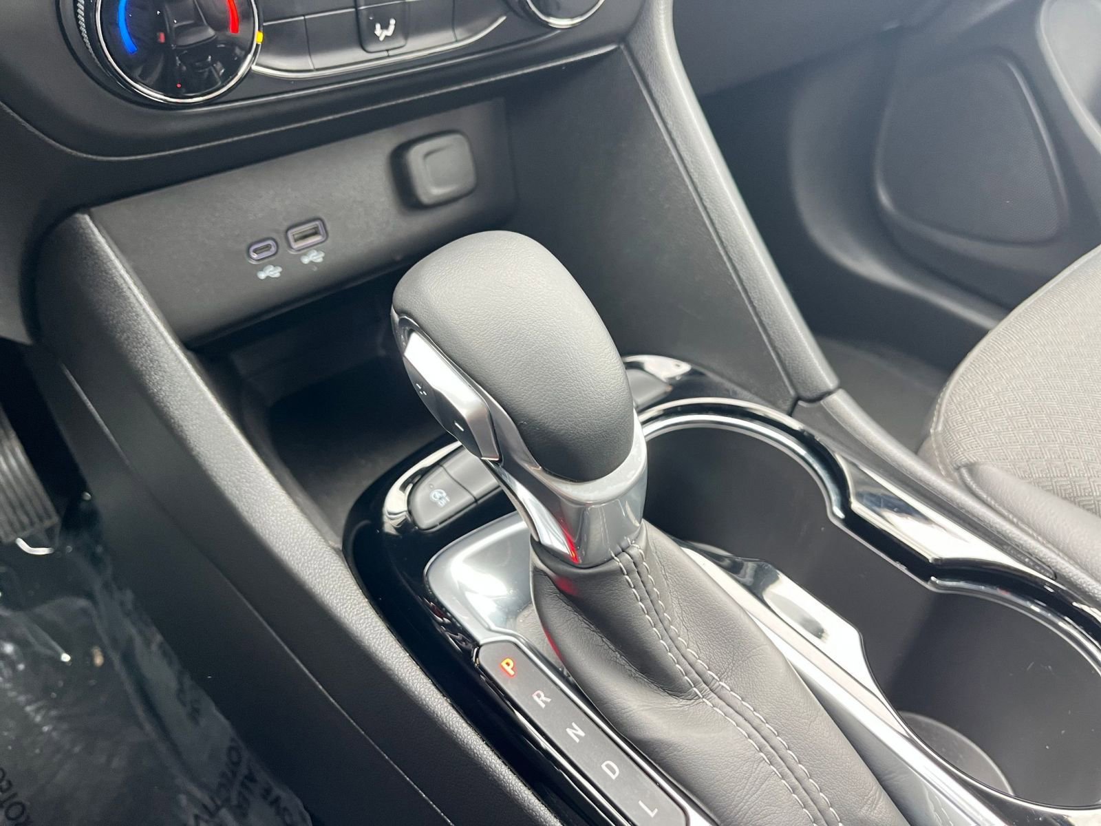 Used 2025 Buick Encore GX Preferred image 39