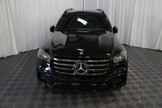 New 2025 Mercedes-Benz GLS 450 4MATIC image 2