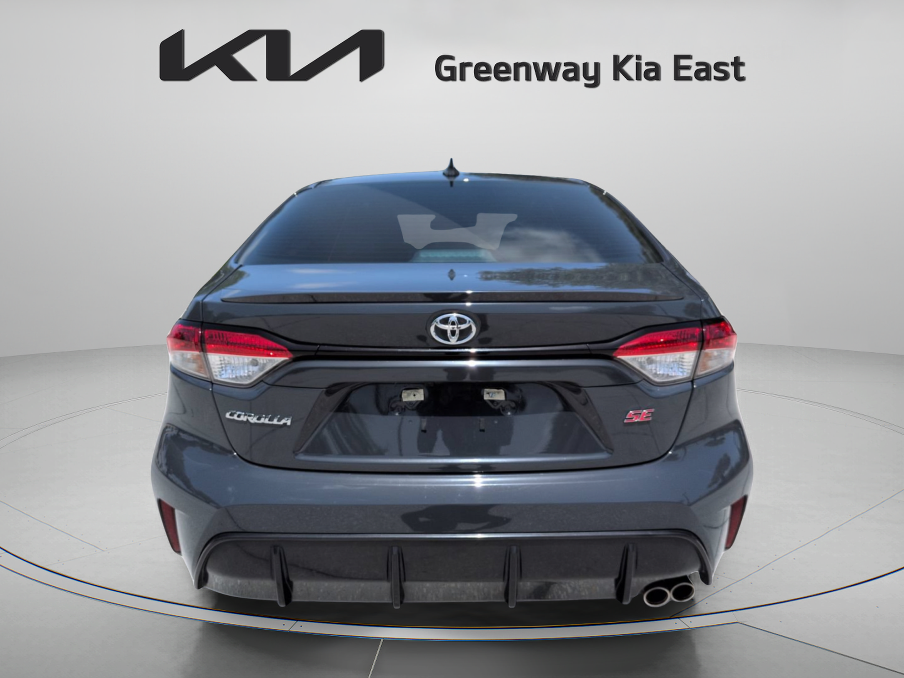 Used 2025 Toyota Corolla SE FWD image 6