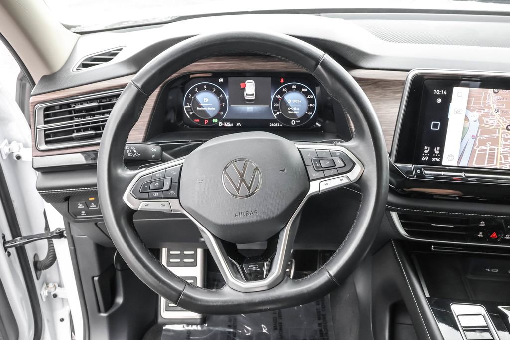 Used 2024 Volkswagen Atlas SEL Premium R-Line image 20