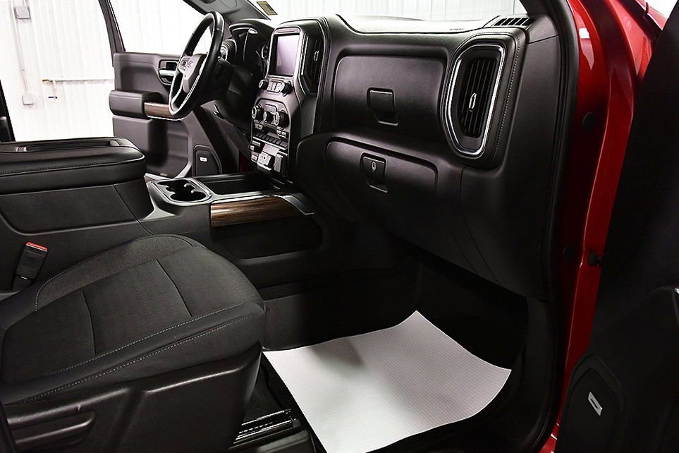 Used 2019 Chevrolet Silverado 1500 RST image 32