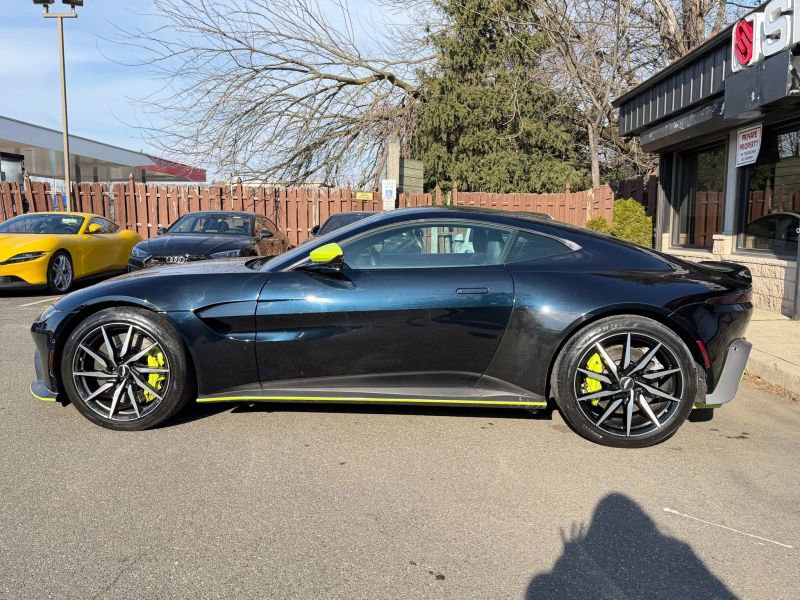 Used 2020 Aston Martin V8 Vantage Coupe image 8