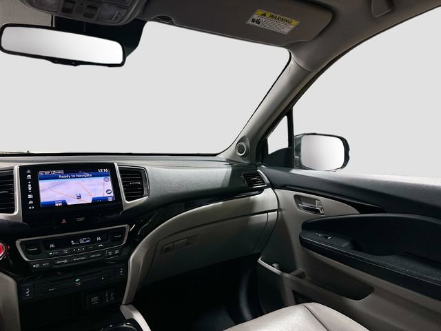Used 2018 Honda Pilot Touring image 22