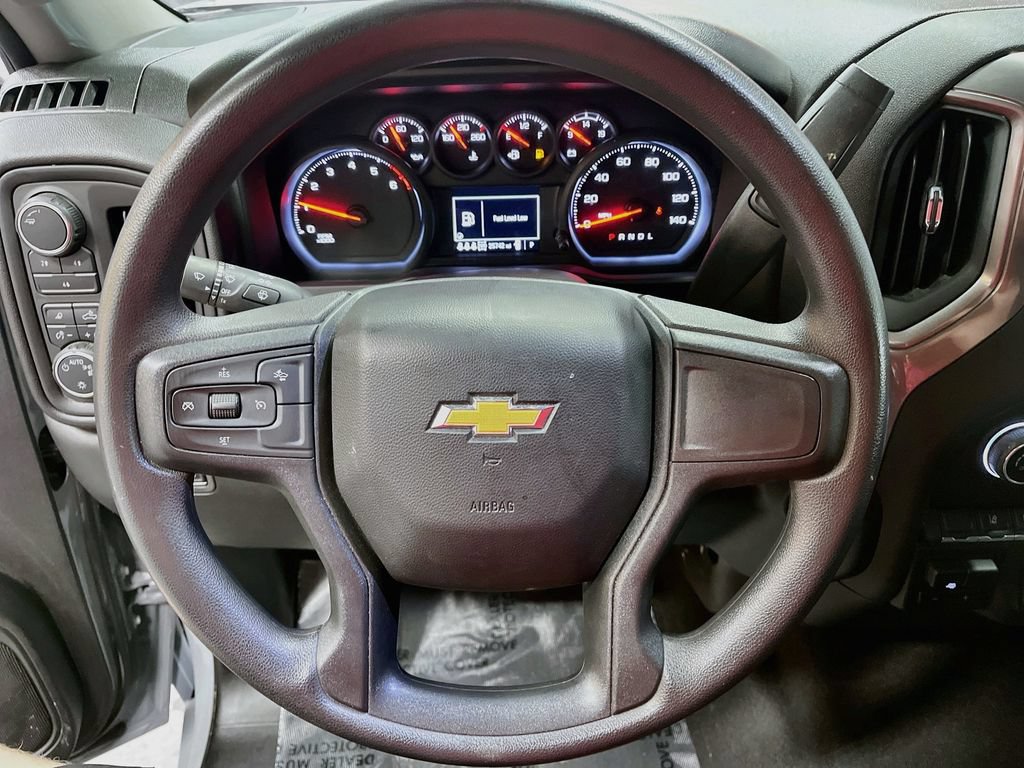 Used 2025 Chevrolet Silverado 2500 Custom w/ Custom Value Package AWD/4WD image 11