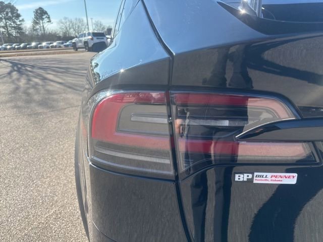 Used 2022 Tesla Model X image 10