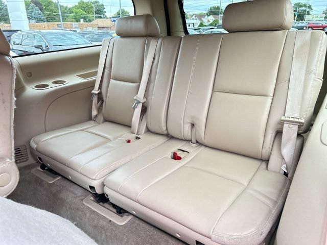 Used 2012 Chevrolet Suburban LTZ AWD/4WD image 24
