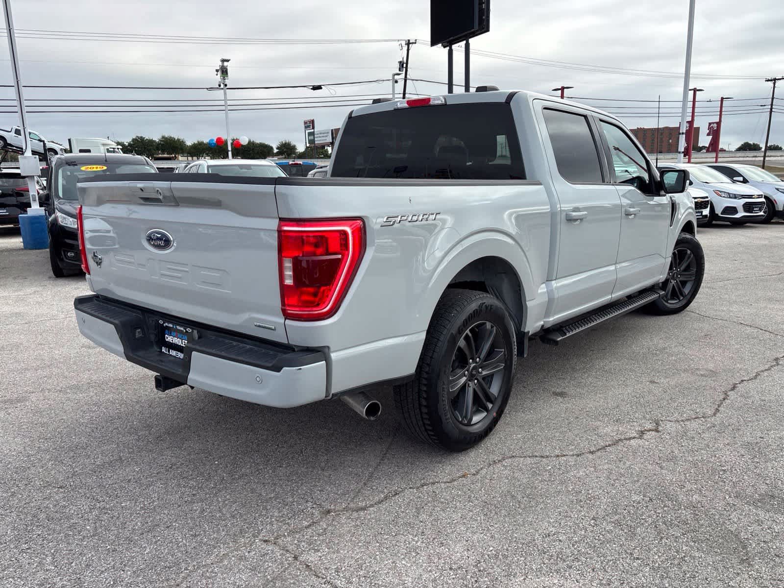 Used 2023 Ford F150 XLT w/ Equipment Group 302A High RWD image 5