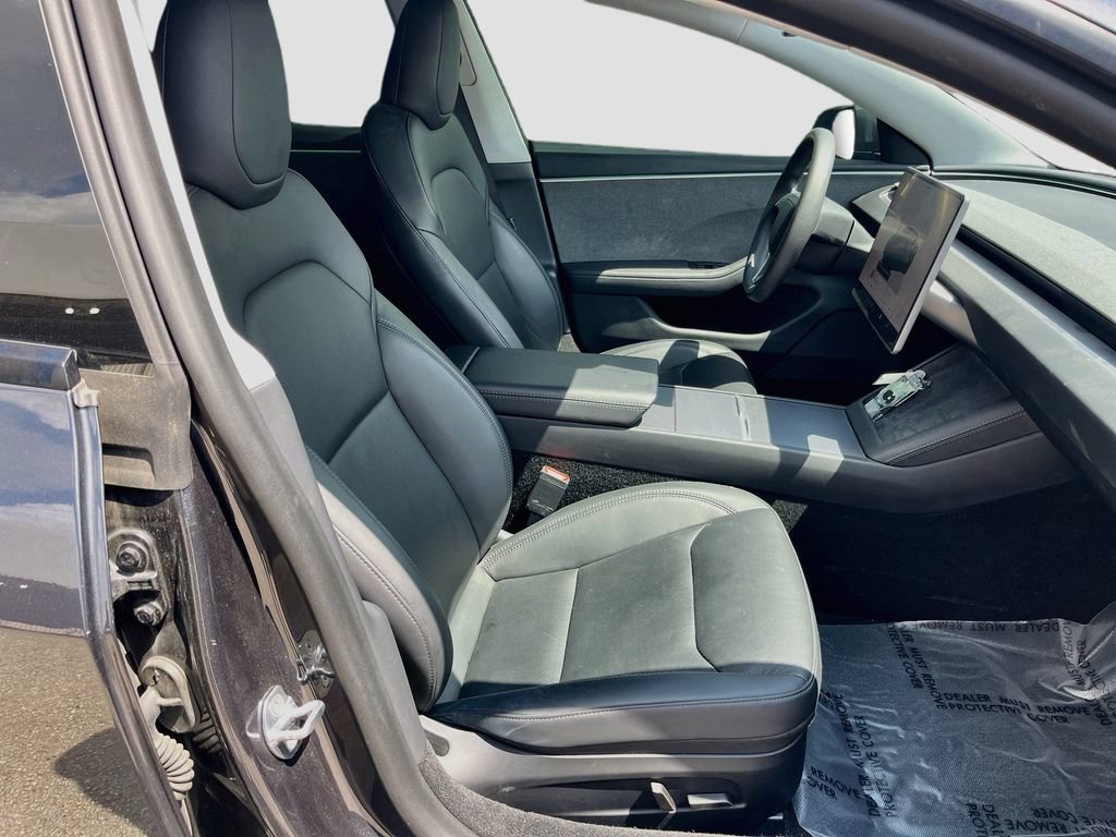 Used 2025 Tesla Model 3 Long Range RWD image 30