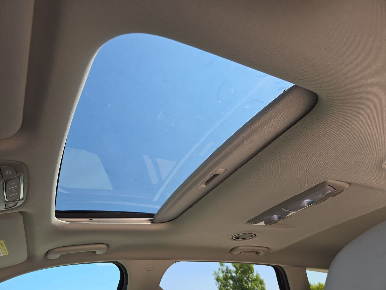 Certified 2022 Kia Telluride S FWD image 17