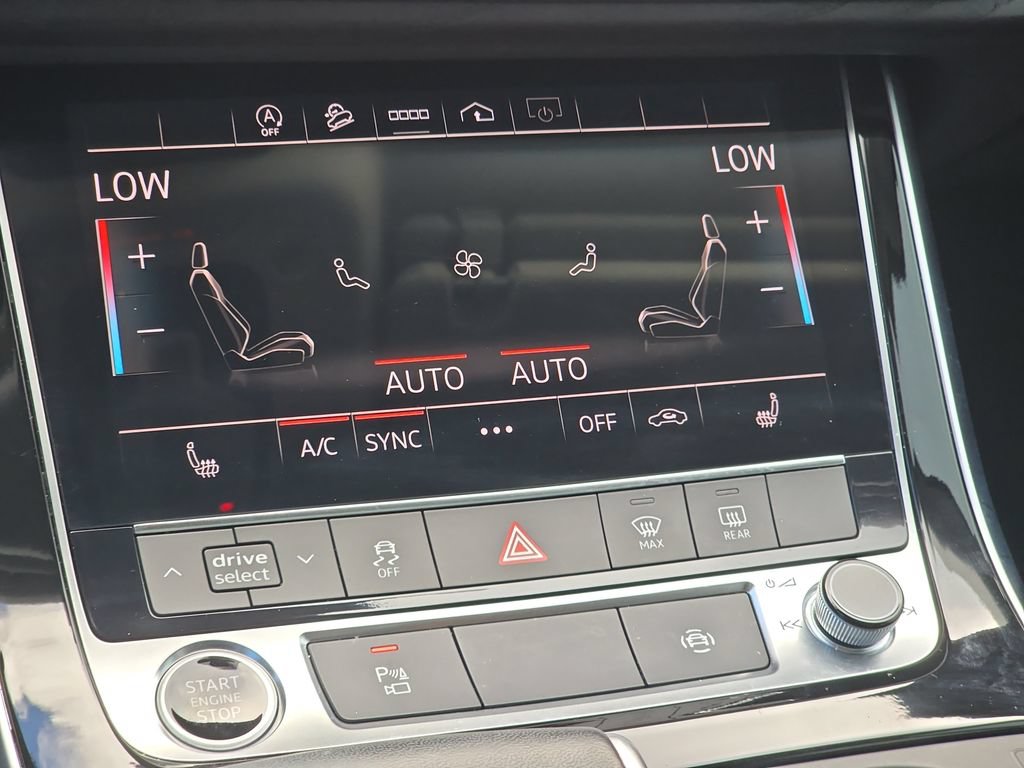 Used 2023 Audi Q7 3.0T Premium w/ Convenience Package AWD/4WD image 21
