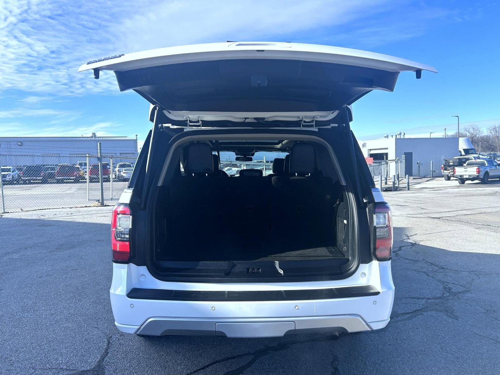 Used 2021 Ford Expedition Platinum image 23