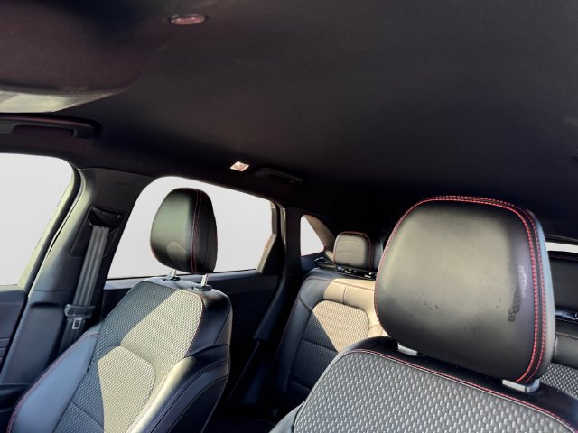Used 2024 Ford Escape ST-Line w/ Tech Pack #1 FWD image 12