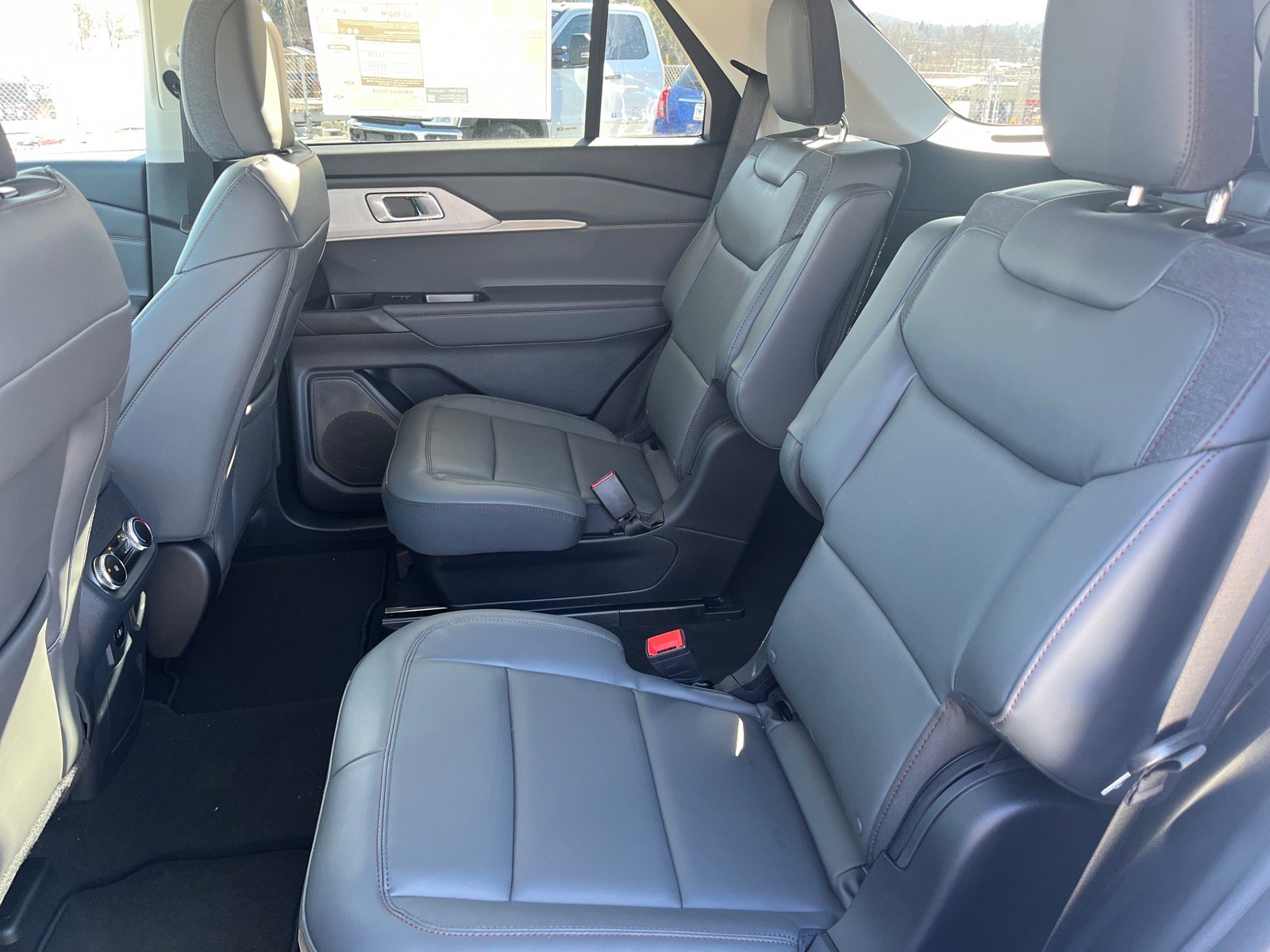 New 2026 Ford Explorer Active w/ Active Comfort Package image 17