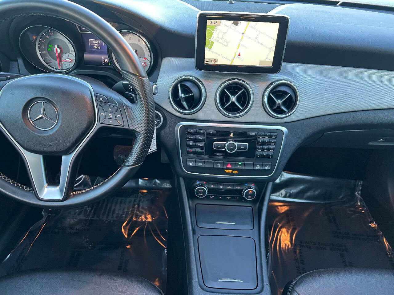 Used 2015 Mercedes-Benz GLA 250 4MATIC w/ Multimedia Package image 28