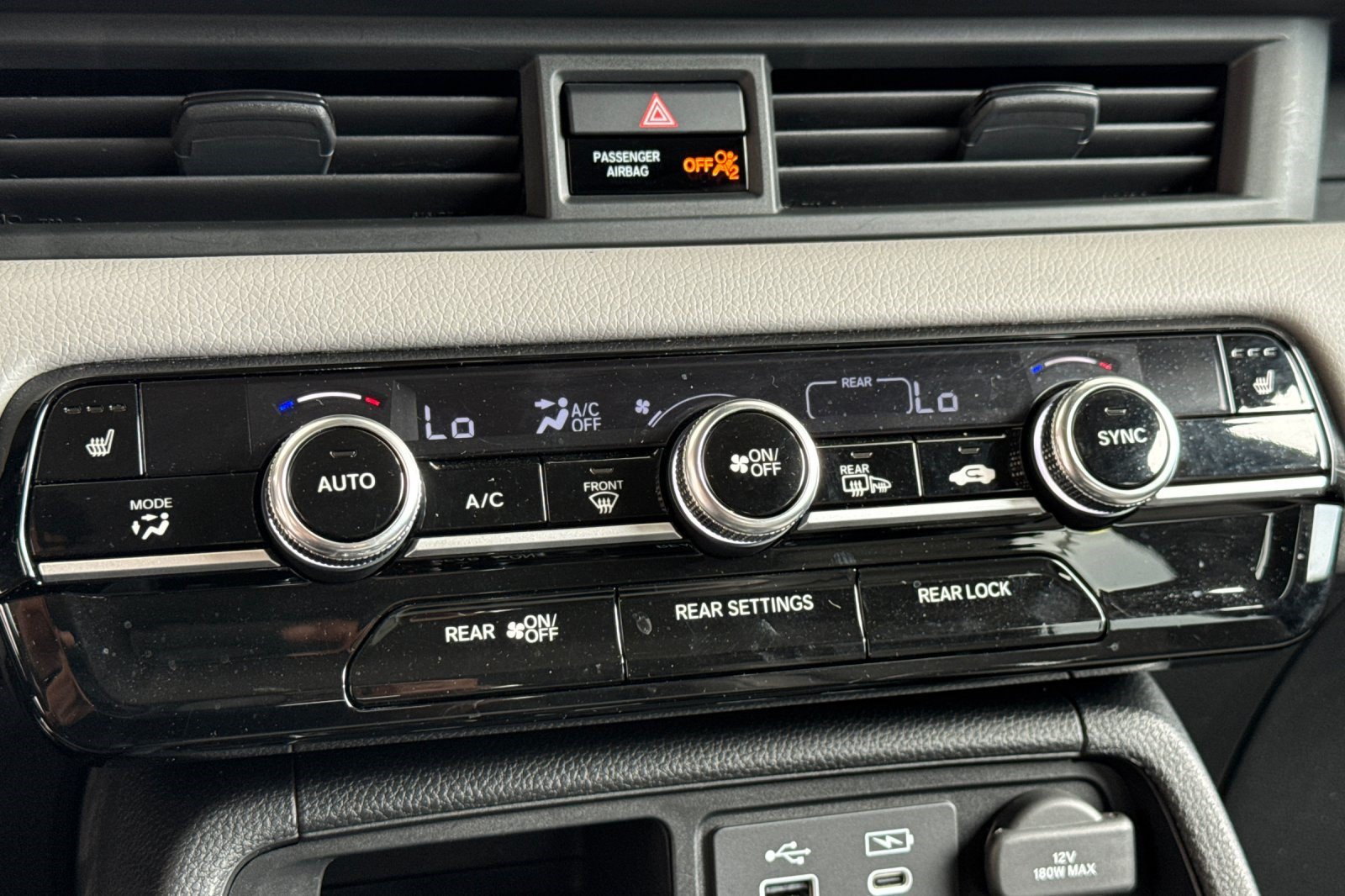 Certified 2023 Honda Pilot Touring image 30