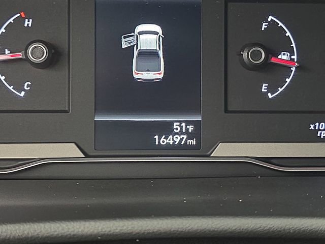 Used 2024 Hyundai Santa Cruz SE image 24