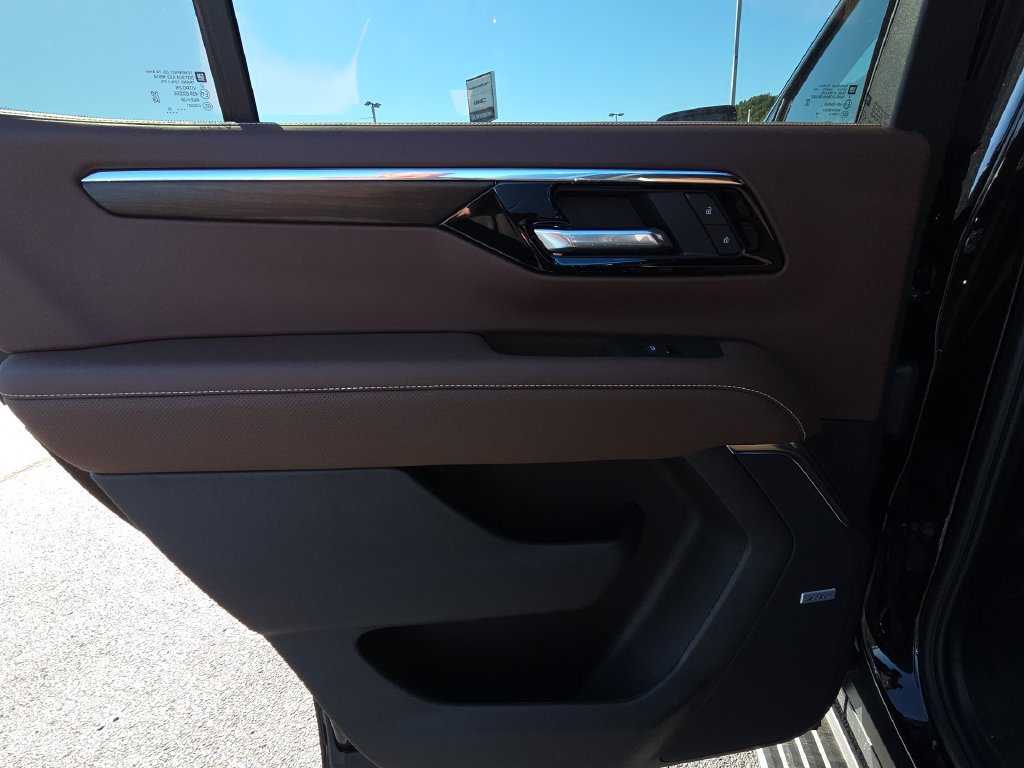 New 2026 Chevrolet Tahoe High Country AWD/4WD image 29