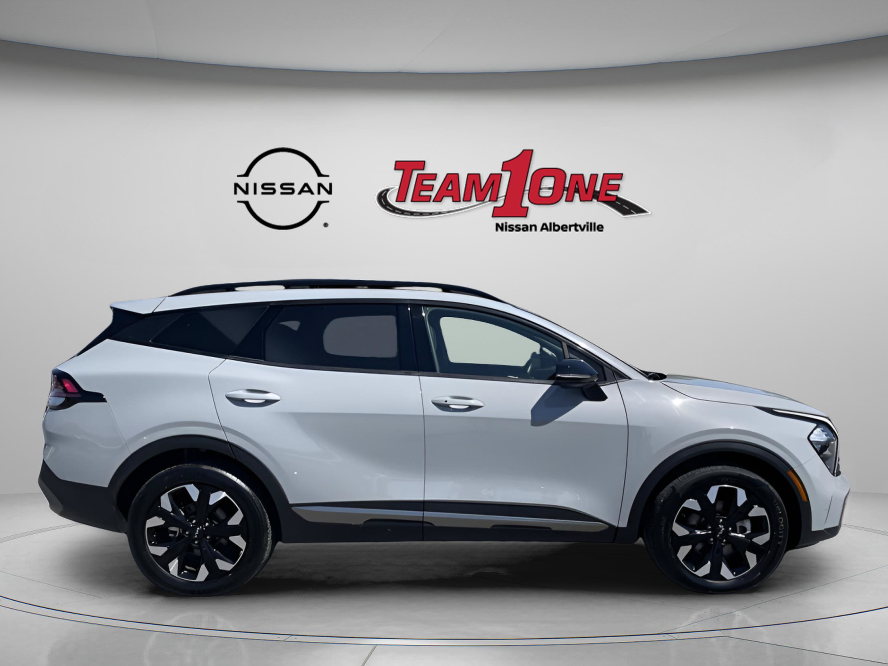 Used 2023 Kia Sportage X-Line w/ X-Line Premium Package AWD/4WD image 8