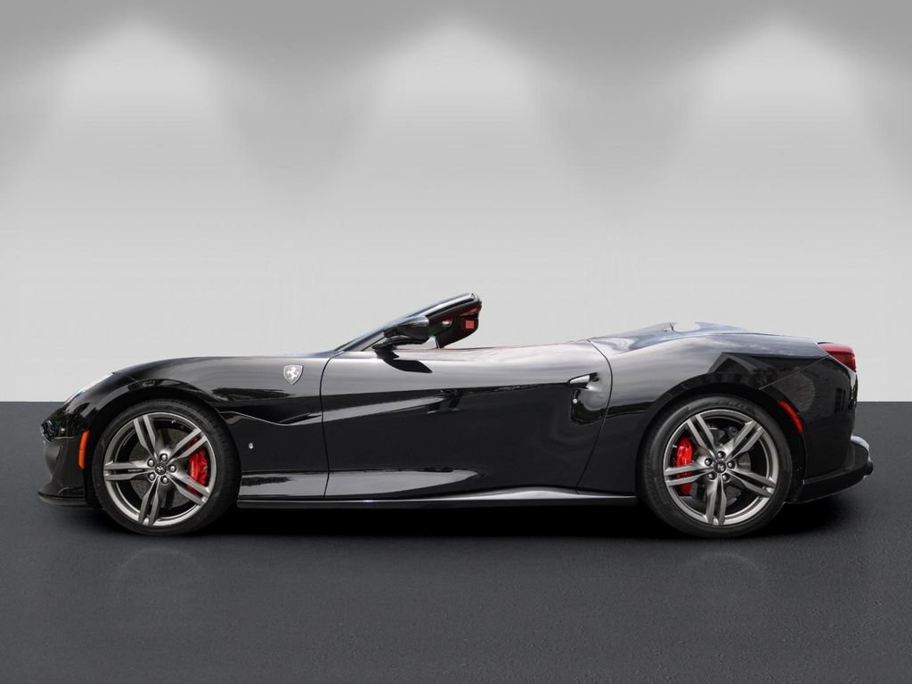 Certified 2019 Ferrari Portofino RWD image 6